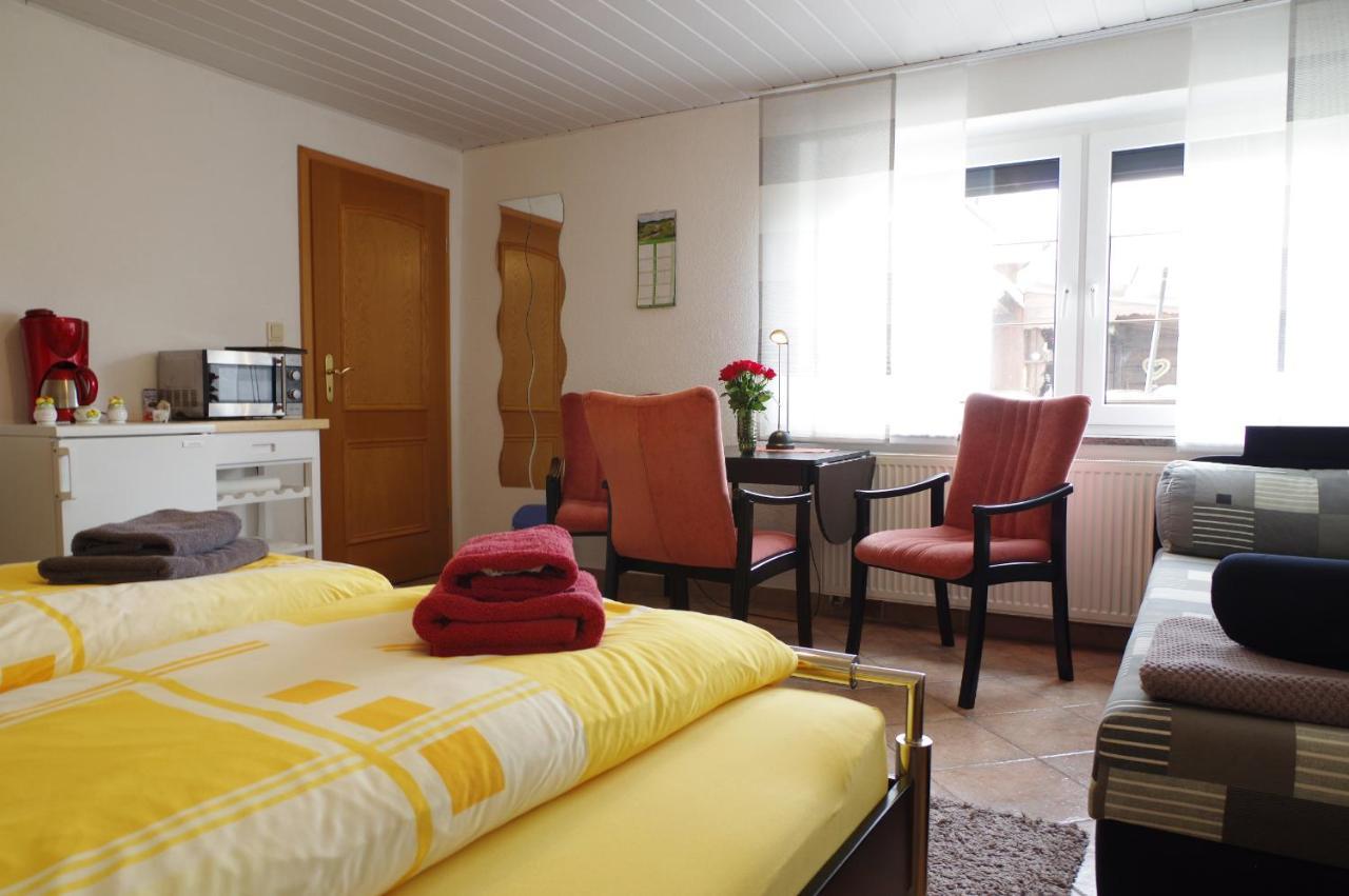 Gaestehaus Gaens - Ferienzimmer Schirgiswalde-Kirschau Eksteriør bilde